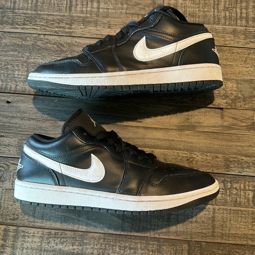🖤EUC Wmns Air Jordan 1 Low 🖤